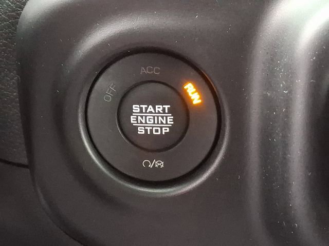 Used 2022 Jeep Wrangler Unlimited Sport image 23