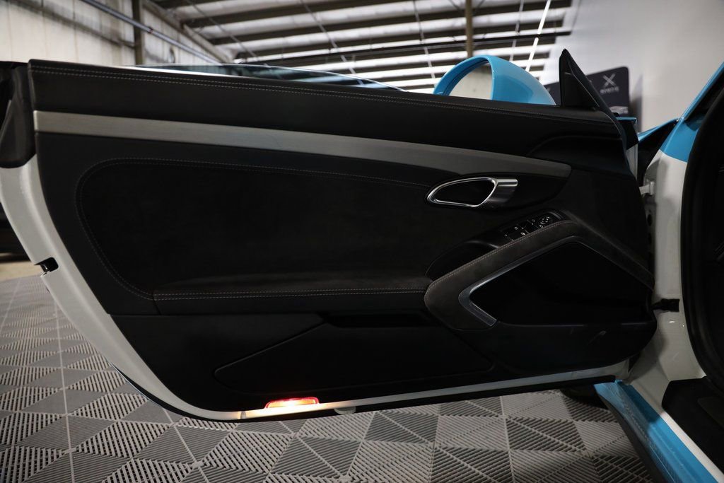 Used 2015 Porsche 911 GT3 image 31