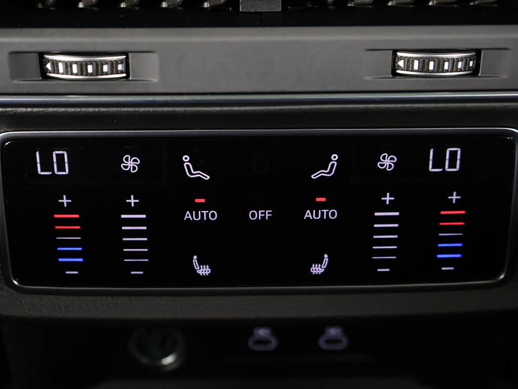 Used 2024 Audi SQ8 Premium Plus AWD/4WD image 58