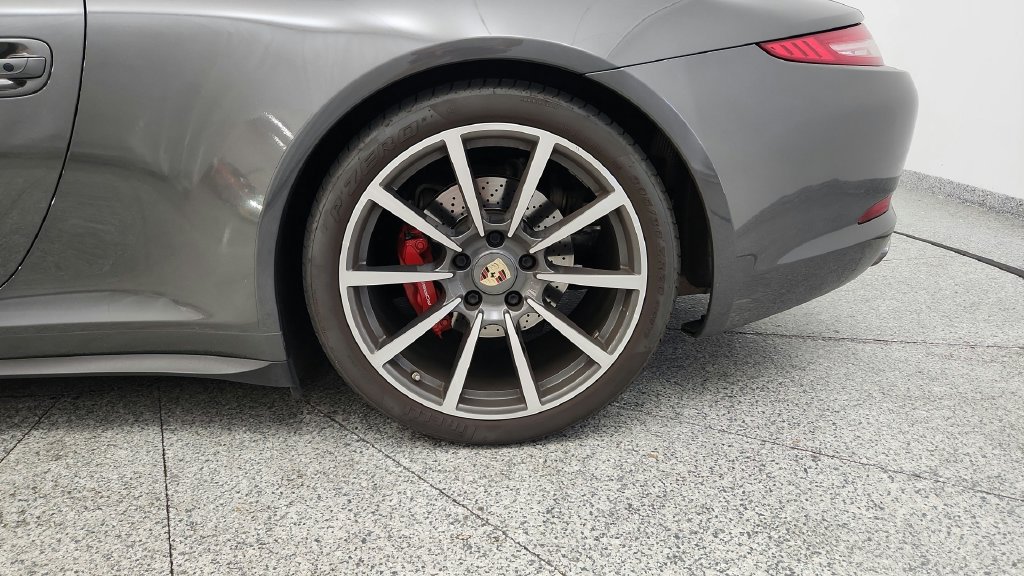 Used 2013 Porsche 911 Carrera 4S AWD/4WD image 15