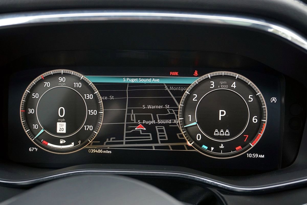 Used 2024 Jaguar F-PACE R-Dynamic S image 26