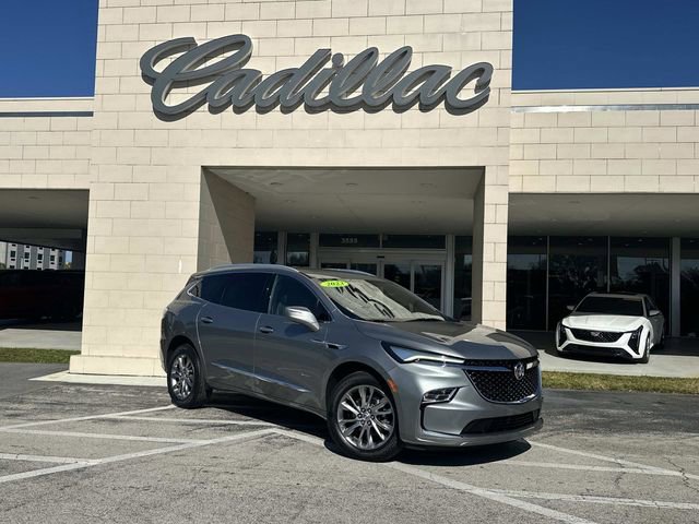 Used 2023 Buick Enclave Avenir w/ Avenir Technology Package FWD image 1
