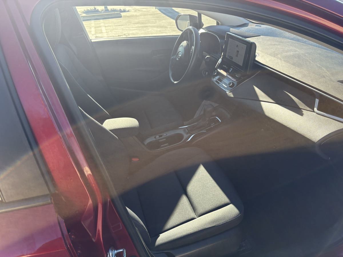 Used 2025 Toyota Corolla LE image 15