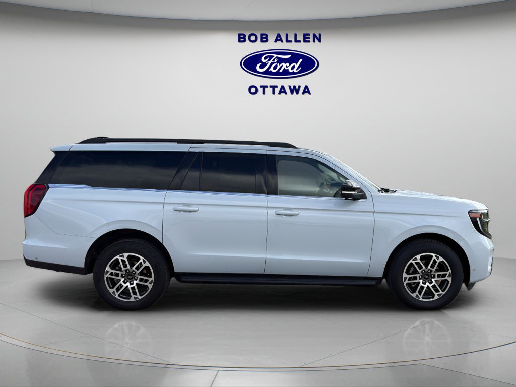 Used 2025 Ford Expedition Max Active image 24