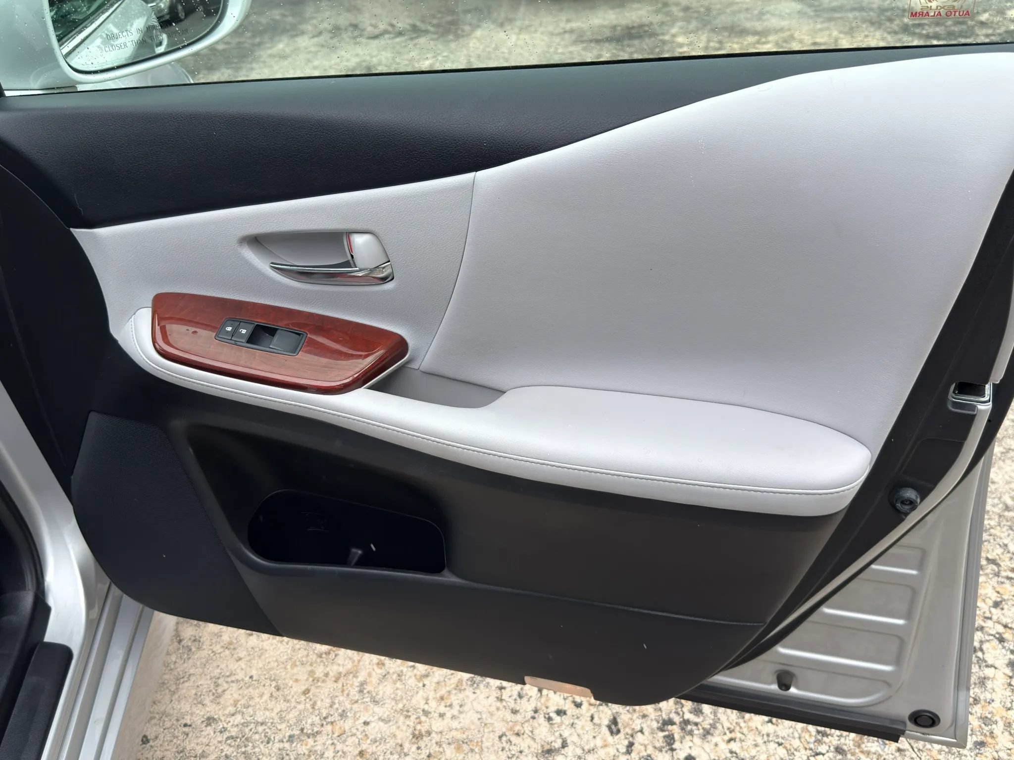 Used 2010 Lexus HS 250h Premium w/ Park Assist Pkg FWD image 33