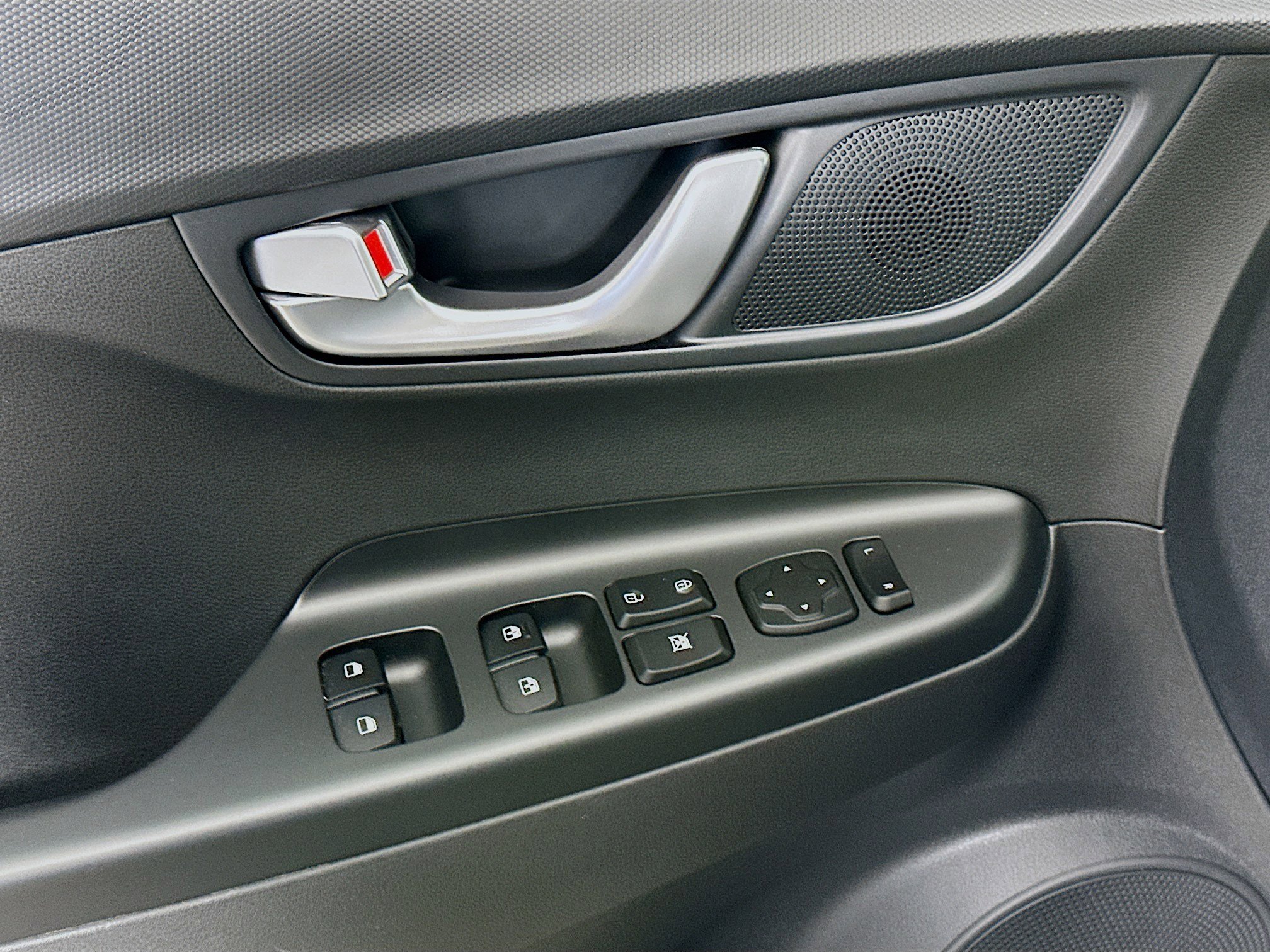 Used 2023 Hyundai Kona SE FWD image 15