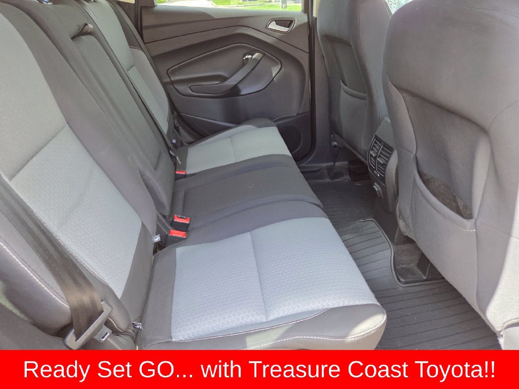 Used 2018 Ford Escape SE w/ SE Sync 3 Package FWD image 18