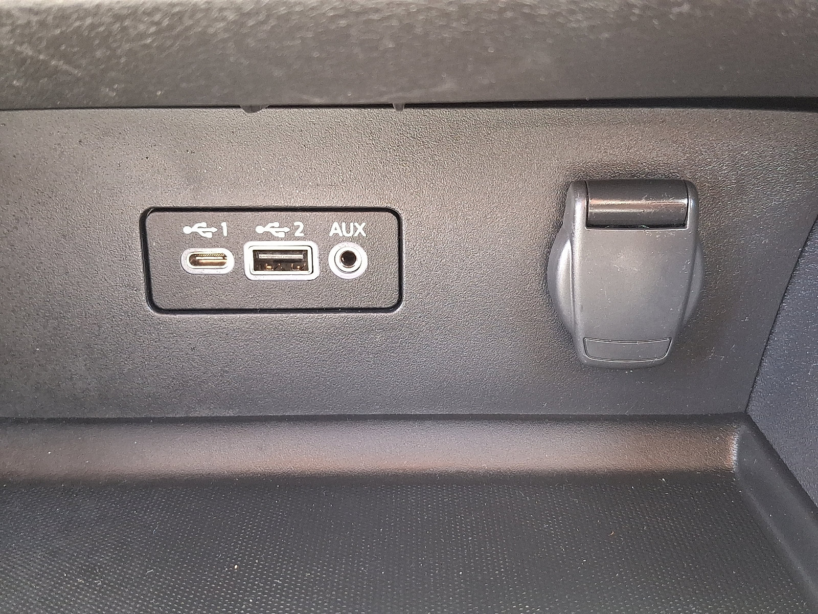 Used 2025 Nissan Altima 2.5 S FWD image 25