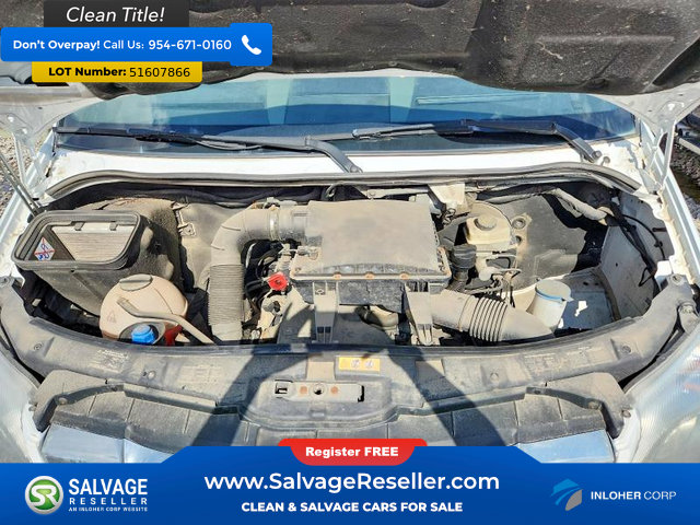 Used 2015 Freightliner Sprinter 2500 RWD image 15