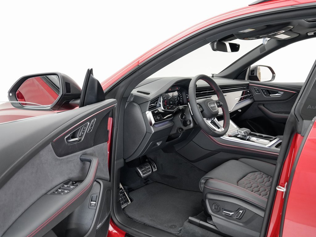 New 2025 Audi RS Q8 performance image 7