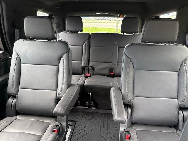 Used 2023 Chevrolet Tahoe LT w/ Luxury Package AWD/4WD image 21