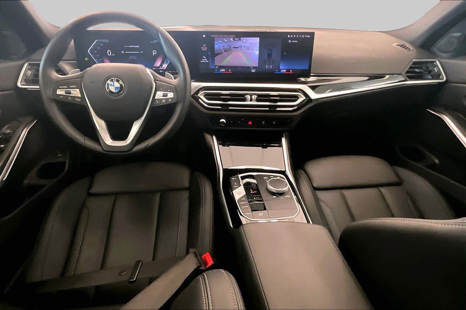 Used 2024 BMW 330i Sedan w/ Convenience Package RWD image 13