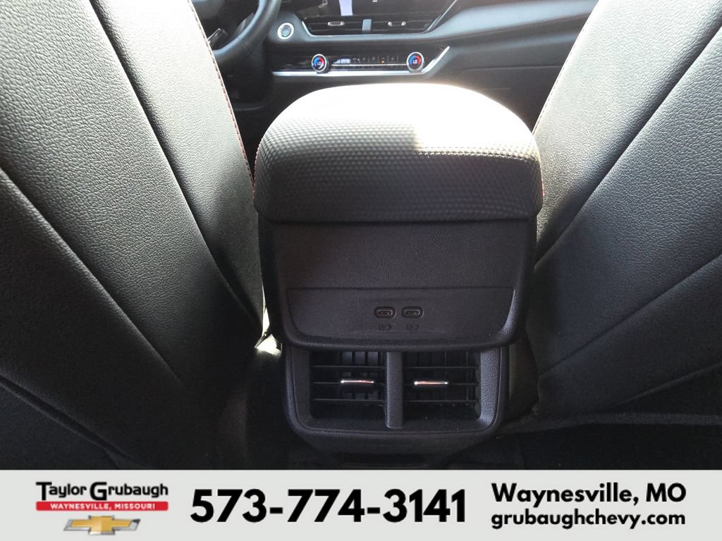 Certified 2026 Chevrolet Equinox RS w/ LPO, Floor Liner Package AWD/4WD image 30