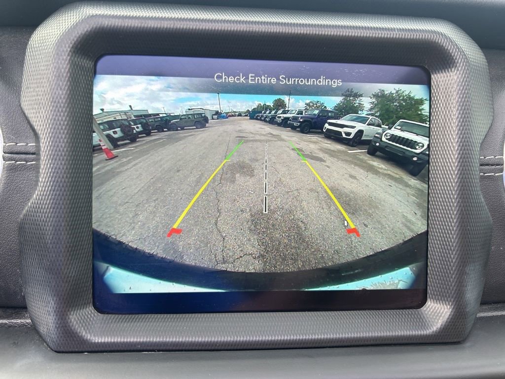 Used 2022 Jeep Wrangler Unlimited Sahara w/ LED Lighting Group image 15