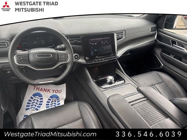 Used 2024 Jeep Wagoneer L Series II w/ Flexible Seating Group image 11