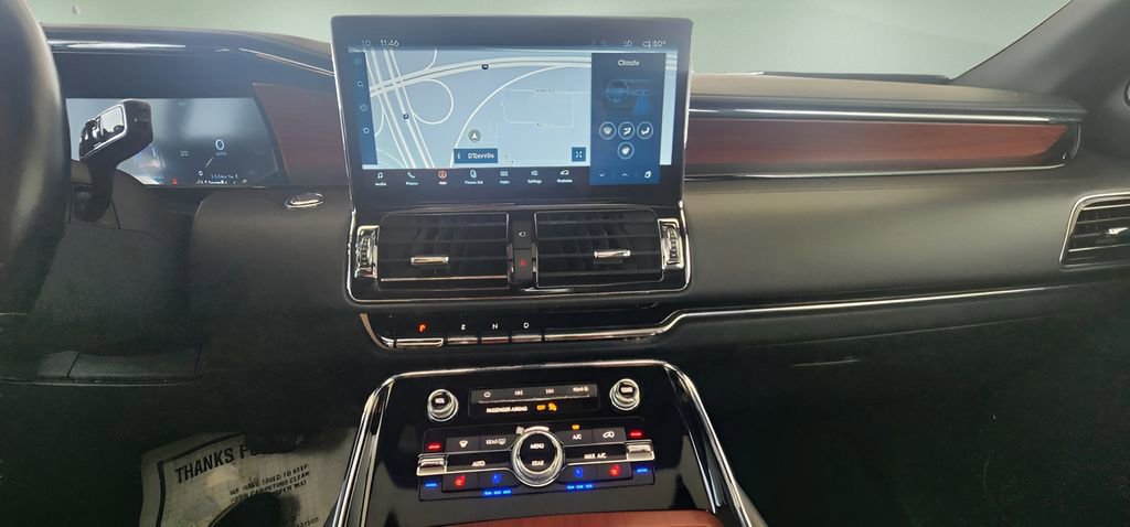 Used 2023 Lincoln Navigator Reserve image 37