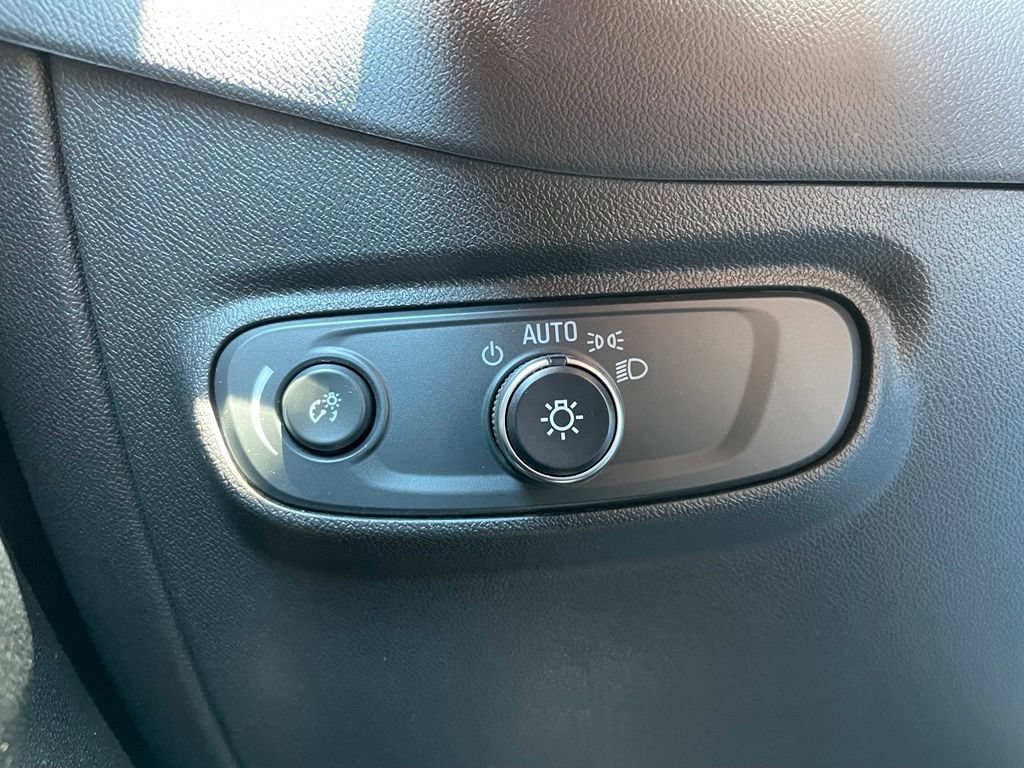 Used 2024 Chevrolet Equinox LT AWD/4WD image 38