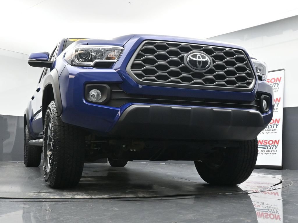 Used 2023 Toyota Tacoma TRD Off-Road image 33