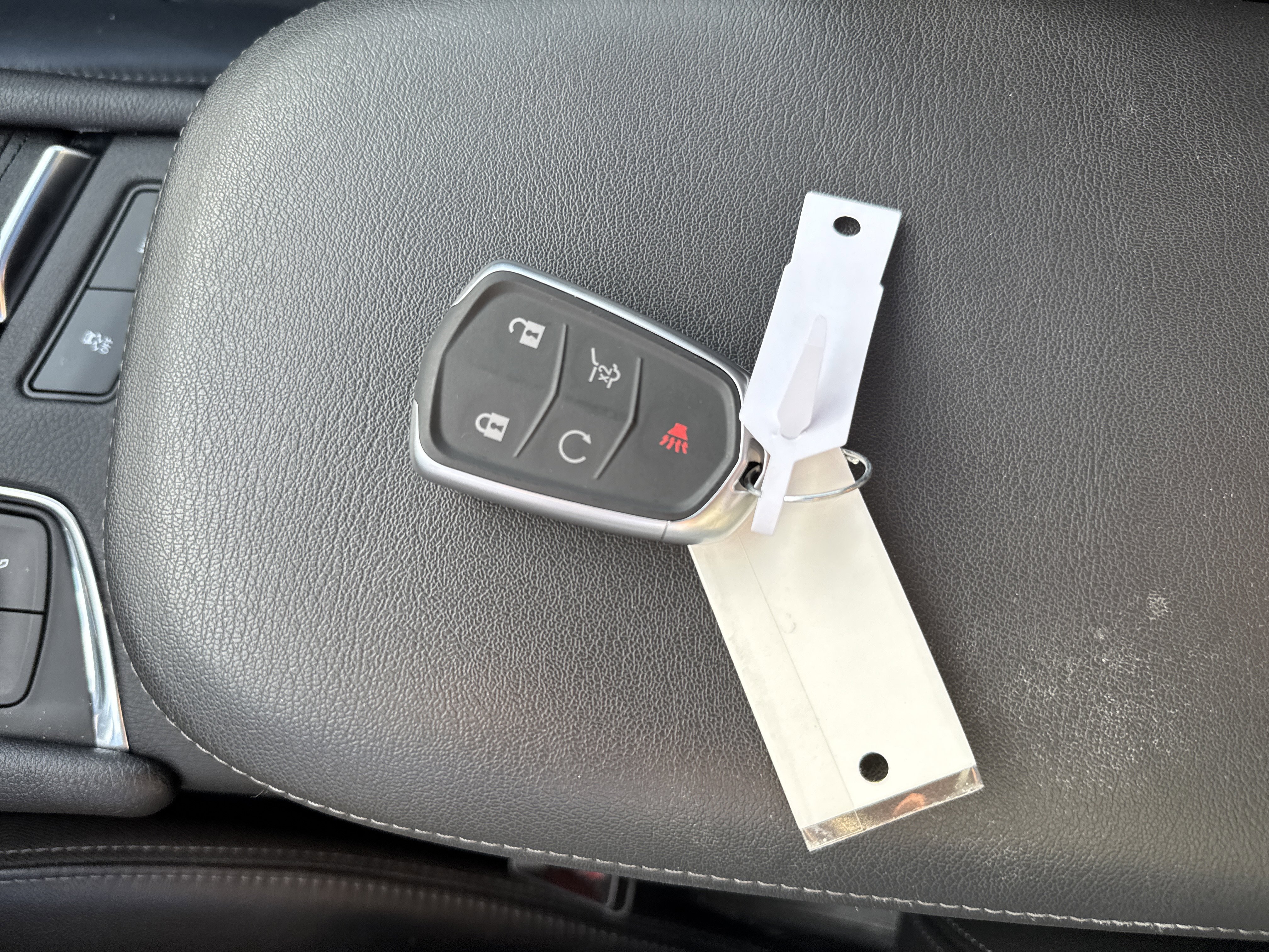 Used 2023 Cadillac XT6 Premium Luxury image 31