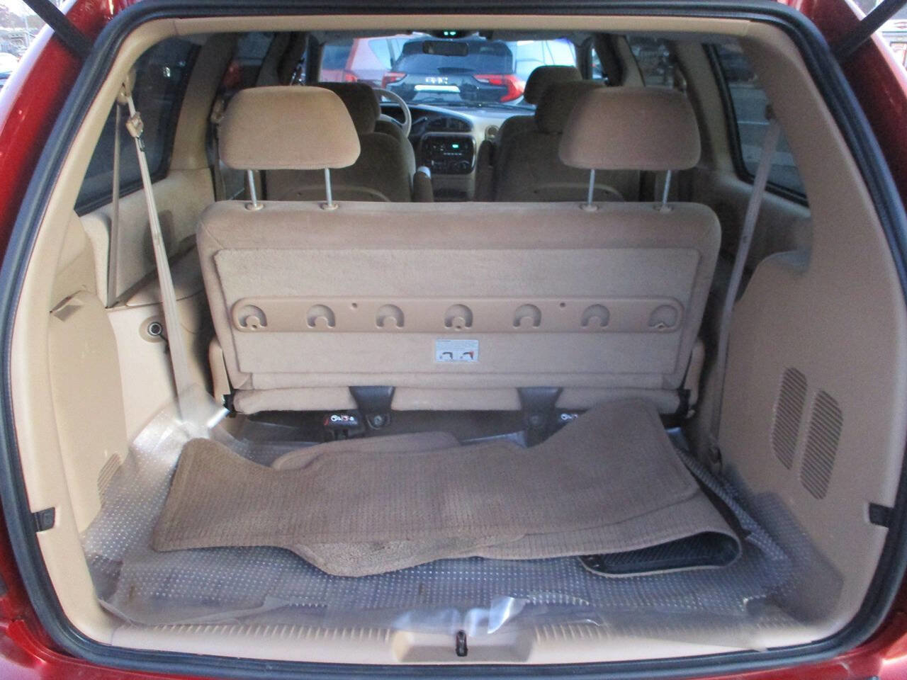 Used 2000 Chrysler Town & Country LX image 9