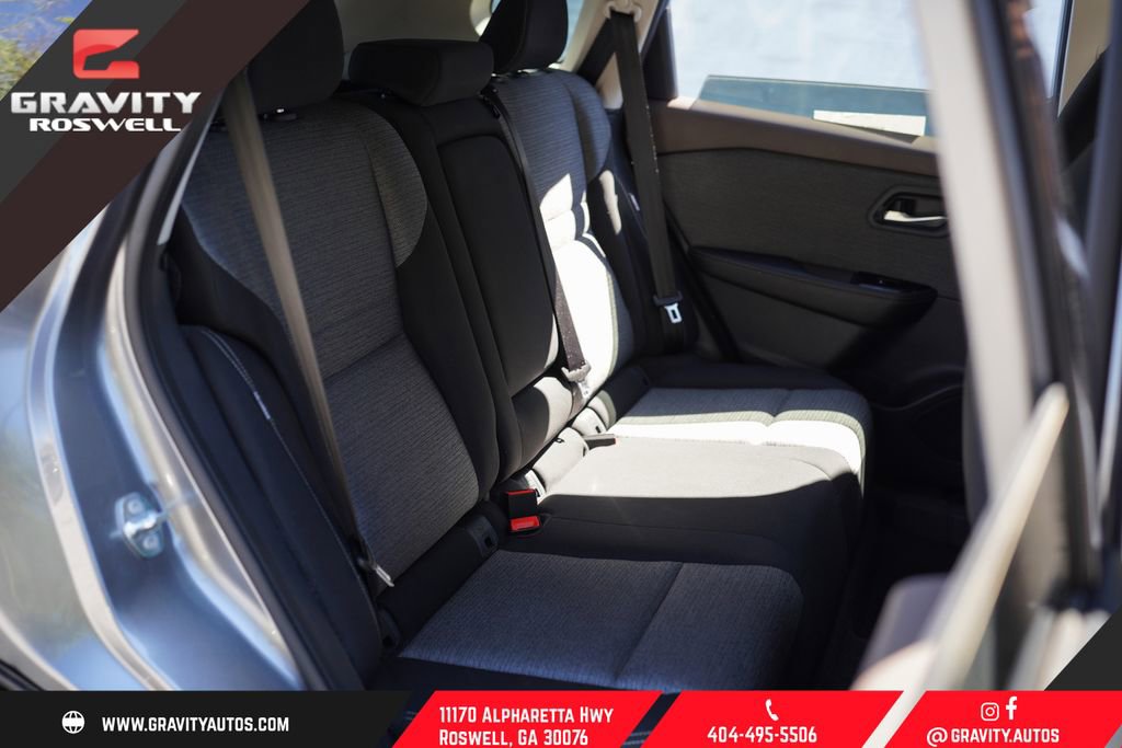 Used 2021 Nissan Rogue SV image 25