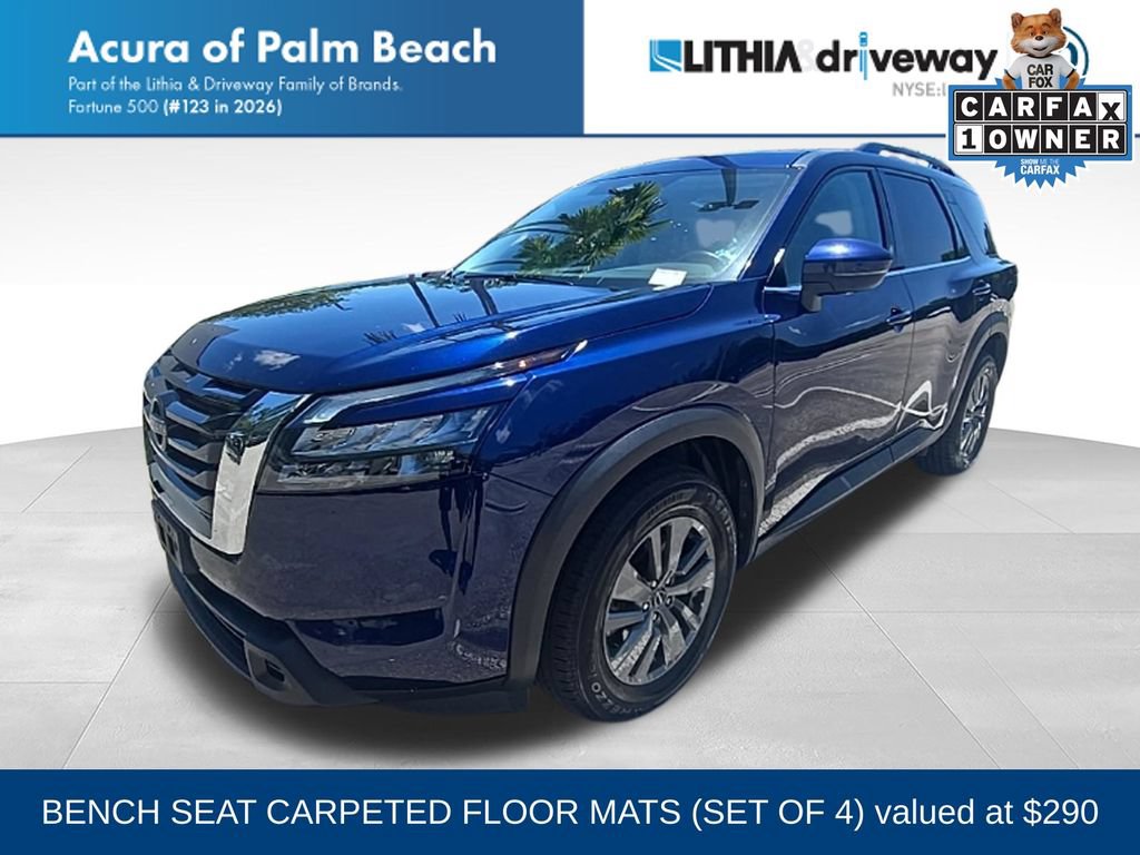 Used 2024 Nissan Pathfinder SV