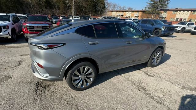 New 2026 Buick Envista Avenir image 8