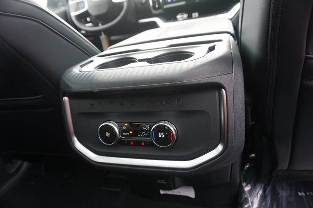 New 2027 Ford Expedition Platinum w/ Stealth Performance Package AWD/4WD image 26