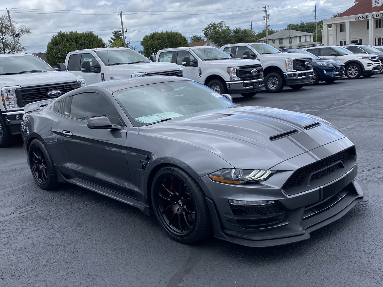New 2023 Ford Mustang GT Premium w/ GT Performance Package image 5