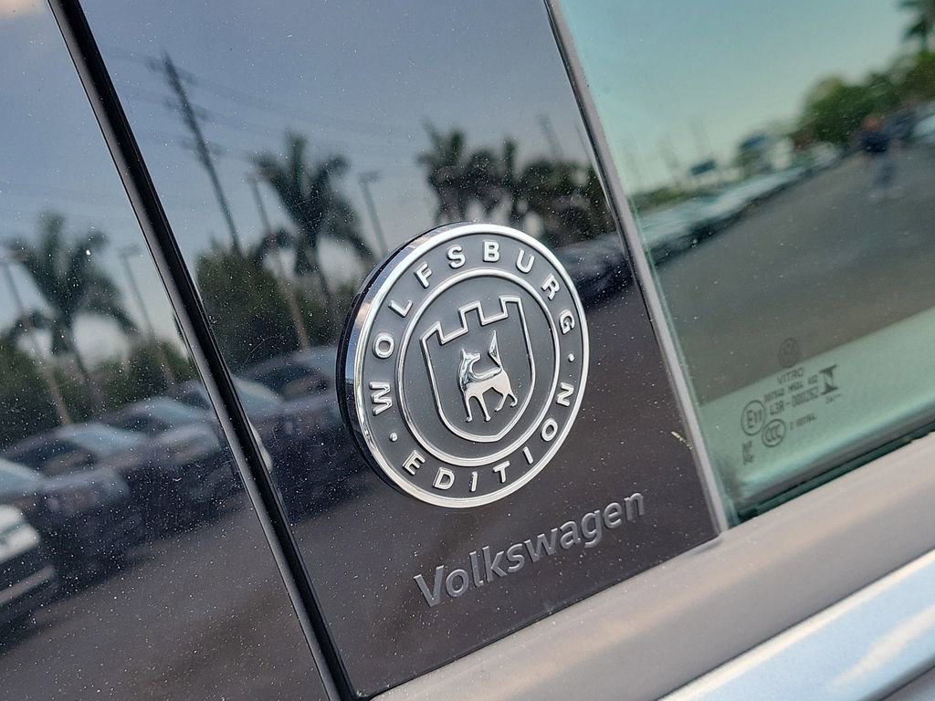 Used 2024 Volkswagen Tiguan Wolfsburg Edition image 6