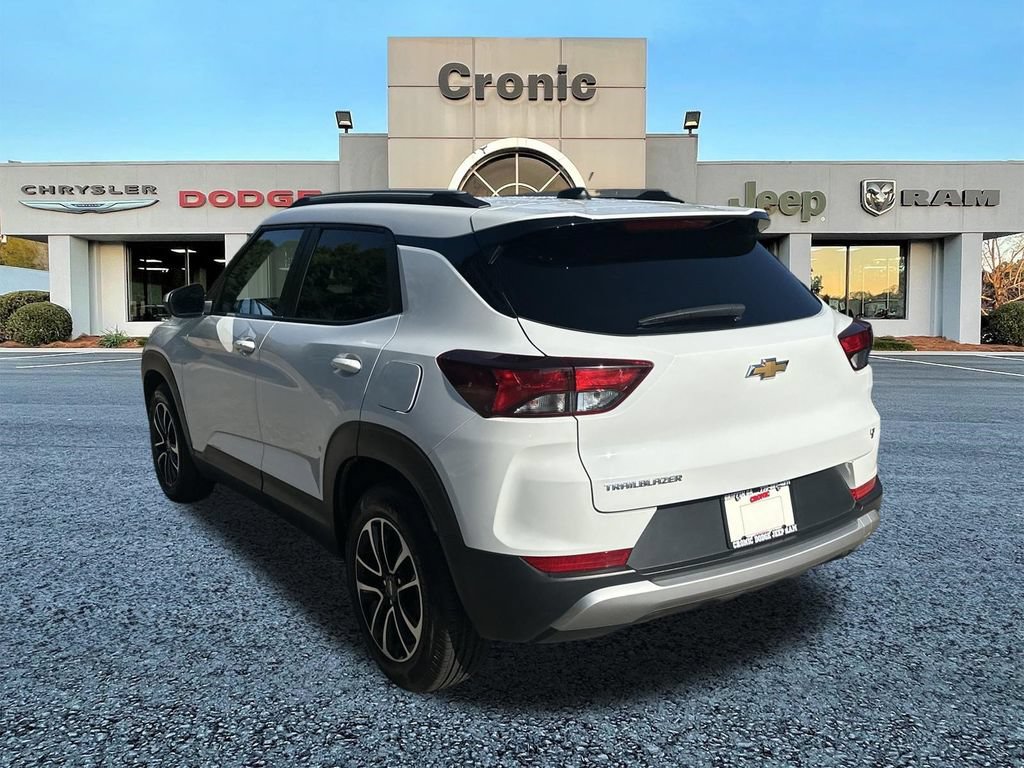 Used 2025 Chevrolet TrailBlazer LT FWD image 5