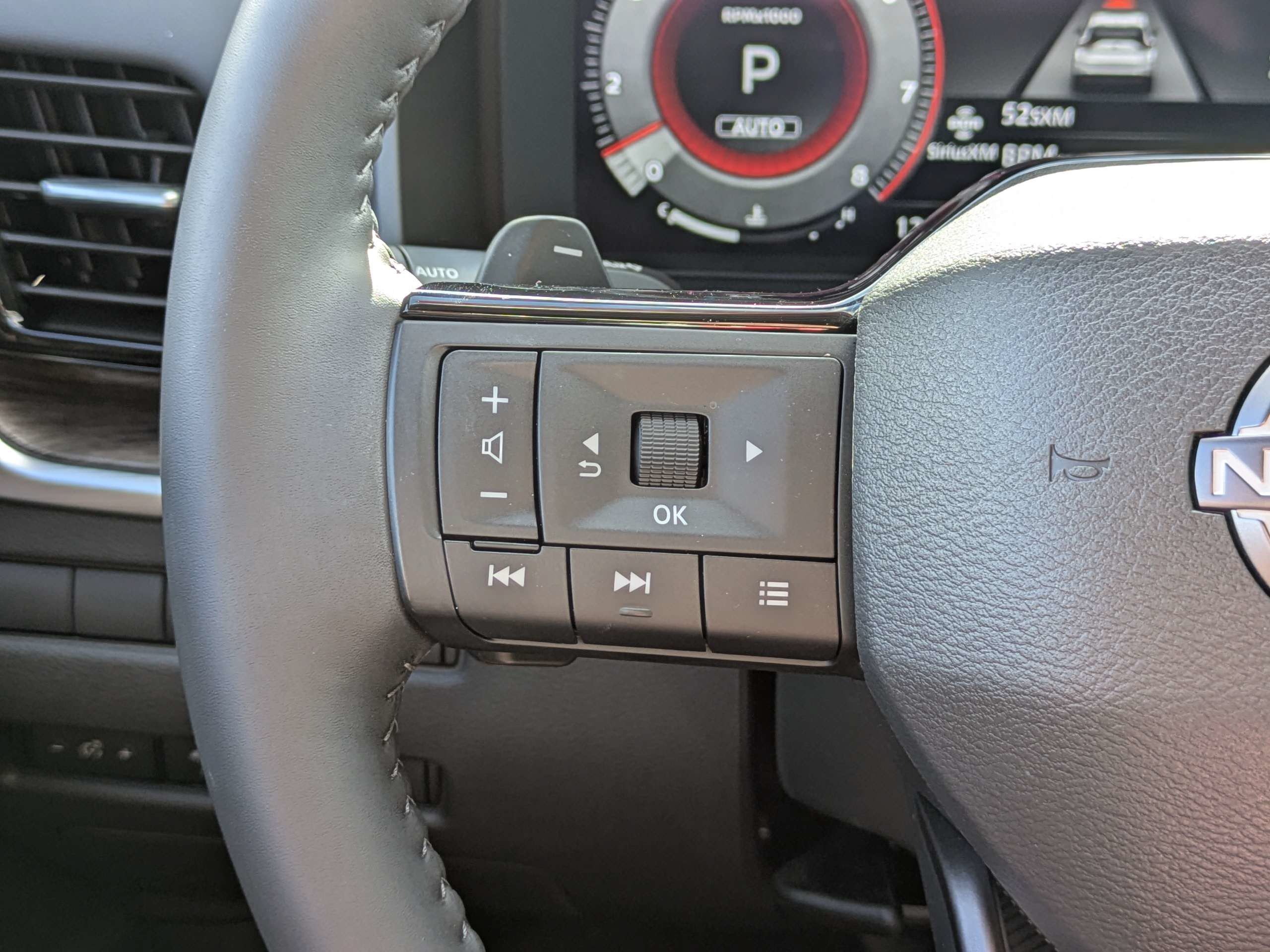 Certified 2026 Nissan Rogue Platinum w/ Platinum Premium Package AWD/4WD image 28