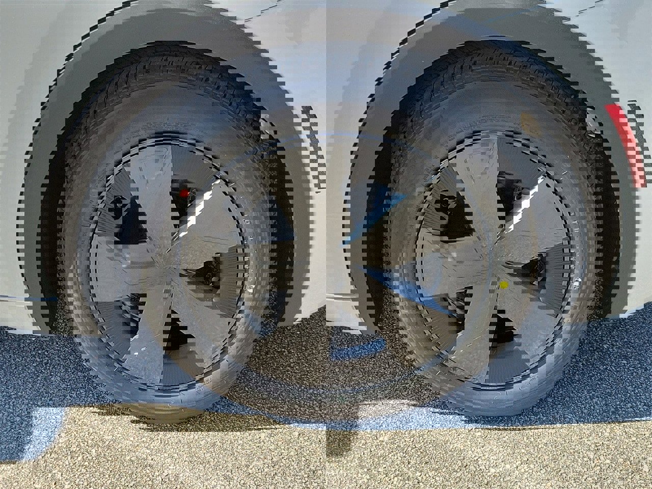 New 2026 Toyota Prius LE image 5