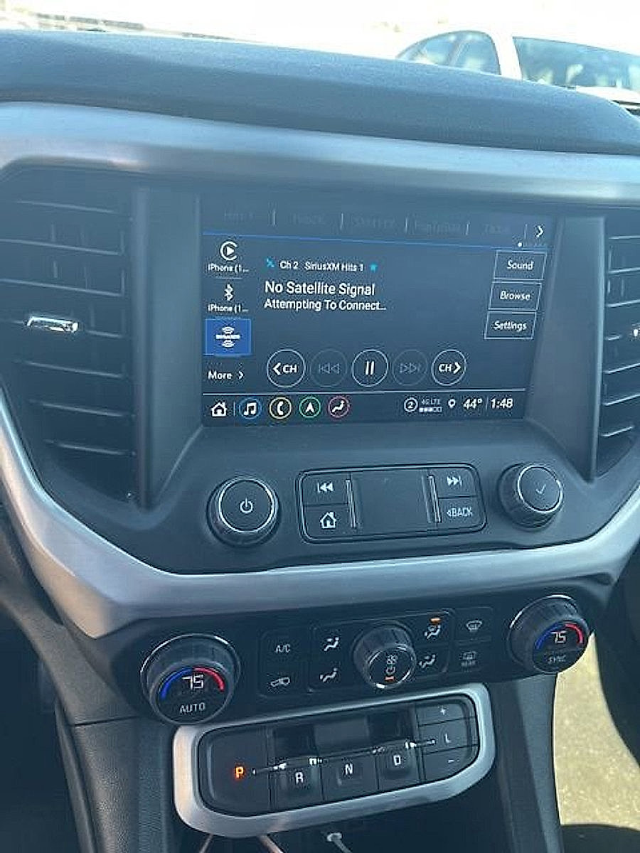 Used 2023 GMC Acadia SLE w/ Driver Convenience Package image 23