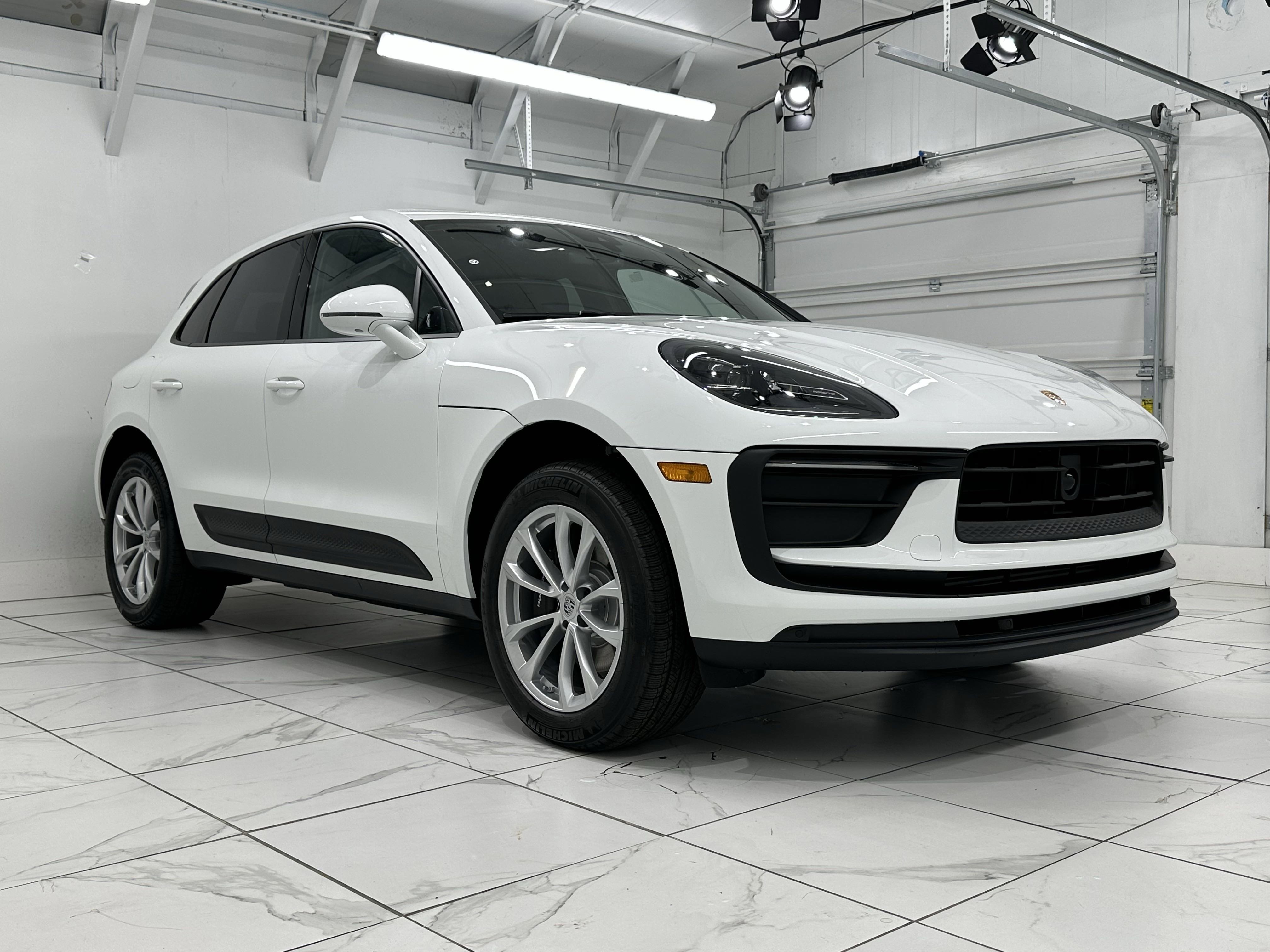New 2025 Porsche Macan image 10