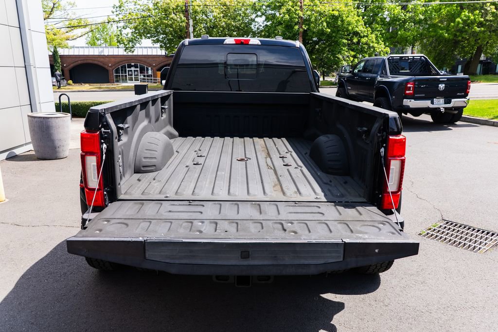 Used 2020 Ford F350 Platinum AWD/4WD image 8