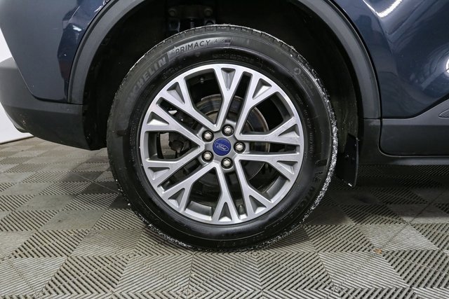 Used 2022 Ford Escape SEL image 16