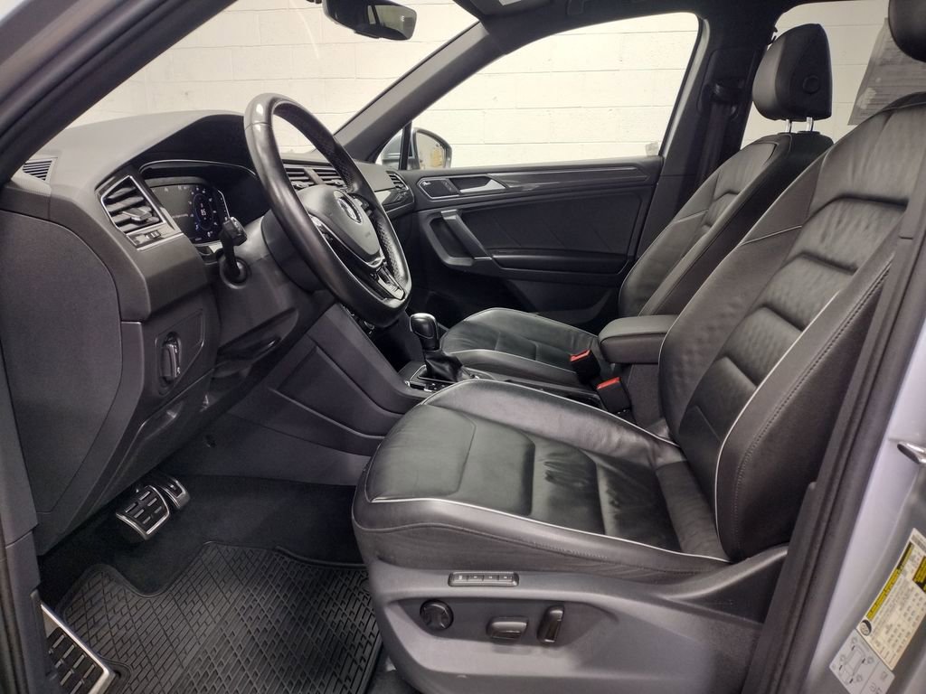 Used 2020 Volkswagen Tiguan SEL Premium R-Line image 27
