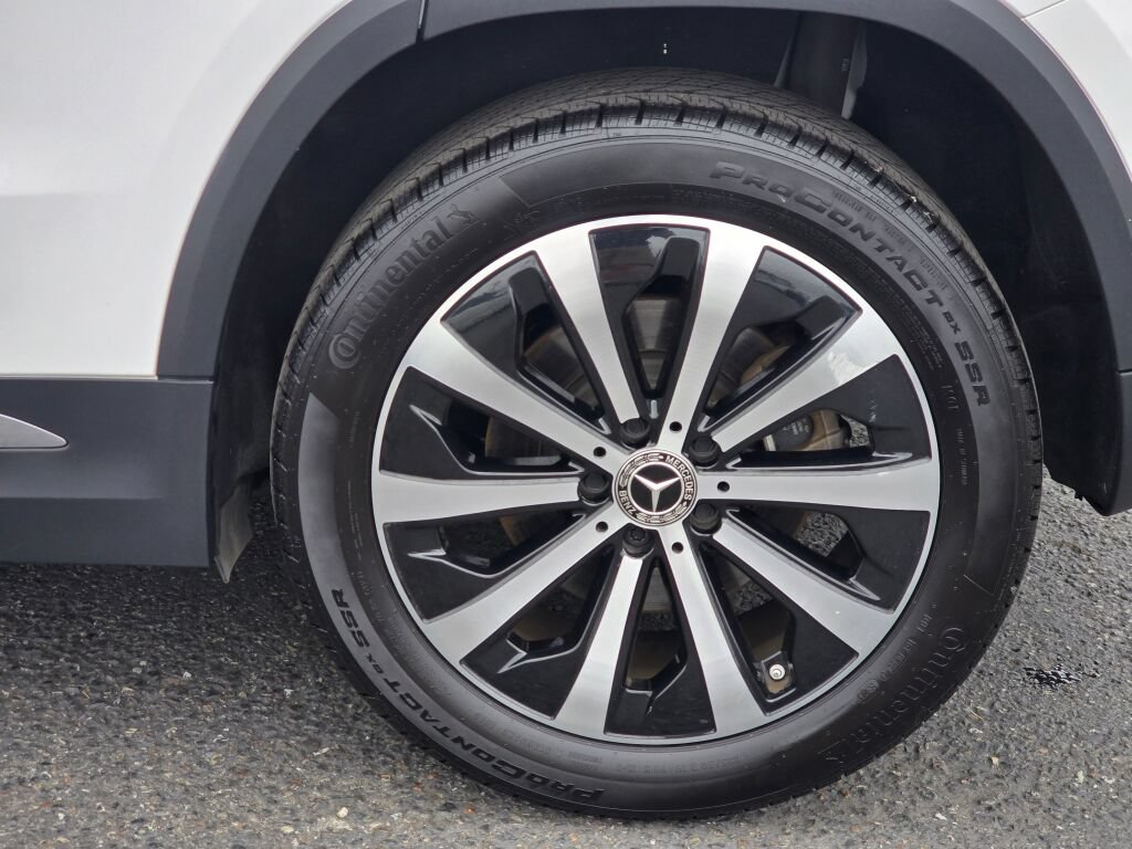 Used 2022 Mercedes-Benz GLA 250 4MATIC image 10