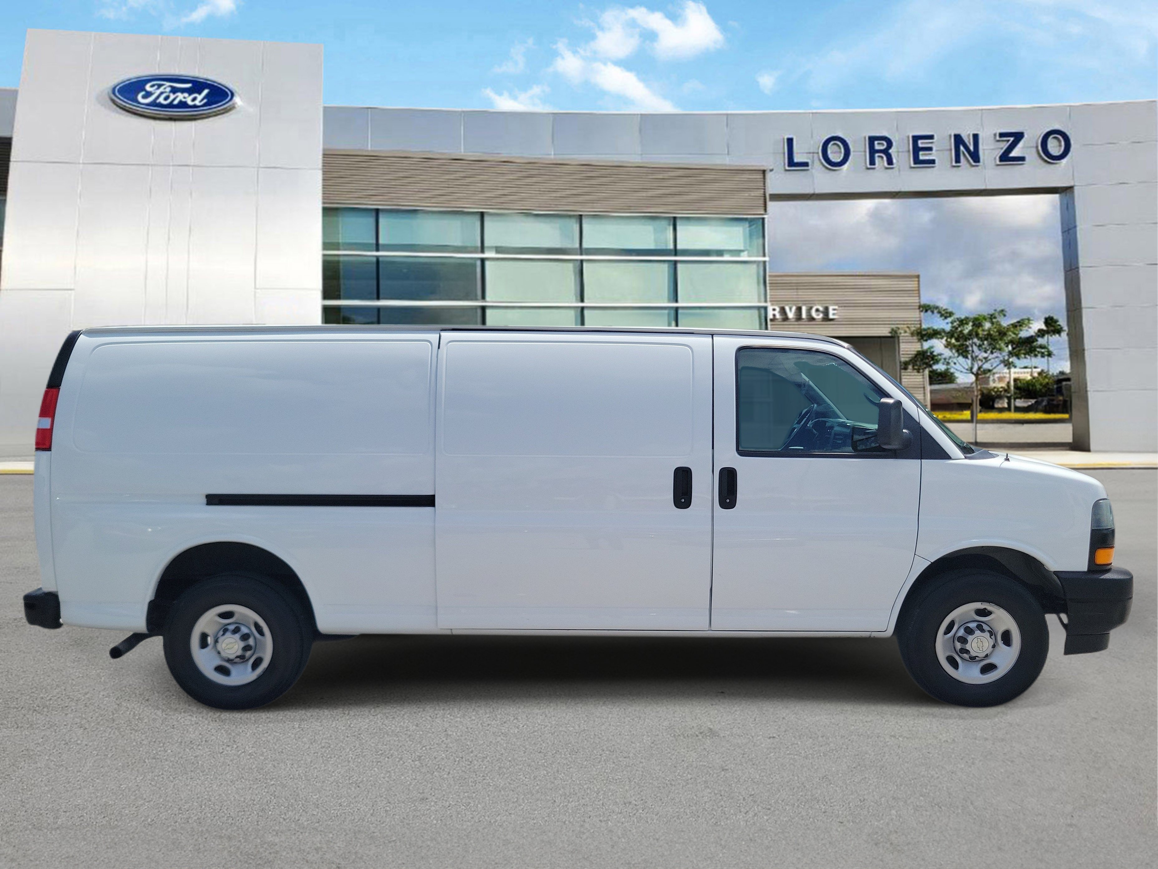 Used 2023 Chevrolet Express 2500 Extended w/ Driver Convenience Package RWD image 4