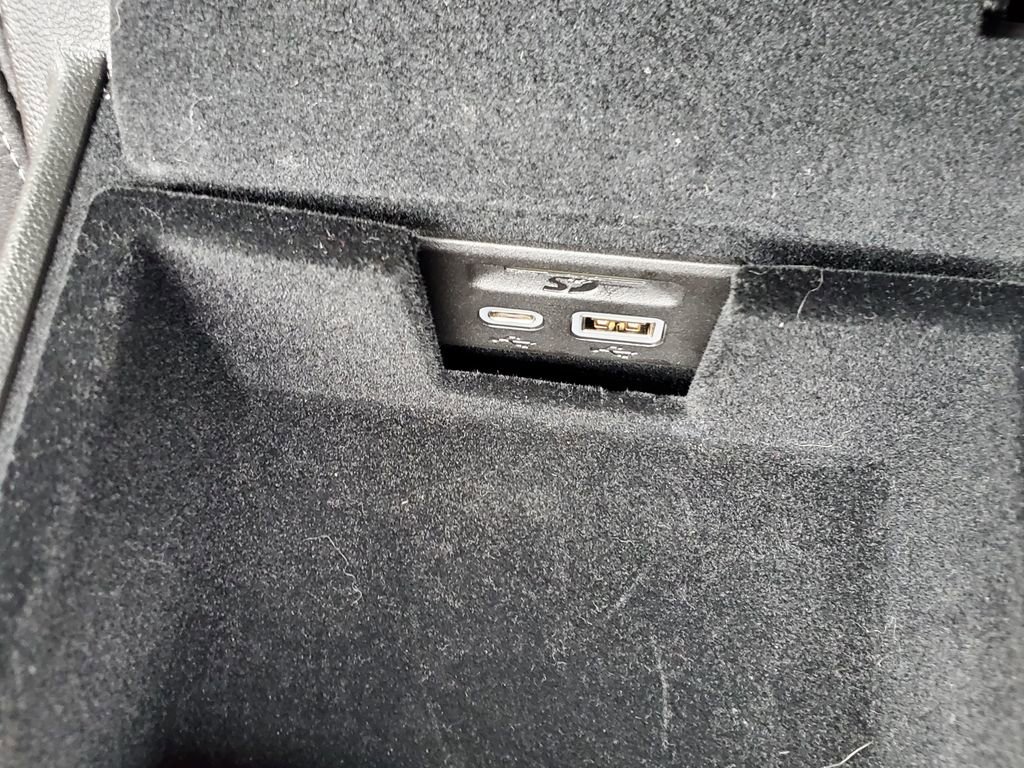 Certified 2023 Cadillac XT5 Luxury image 30