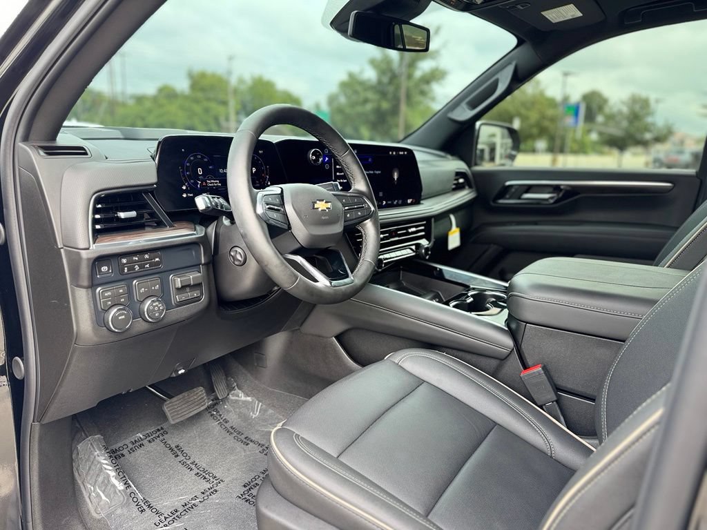 Used 2026 Chevrolet Tahoe Premier w/ Sun And Tow Package AWD/4WD image 15