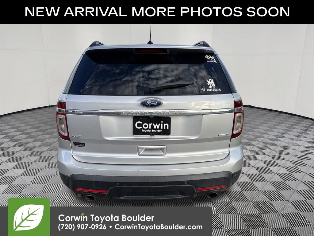 Used 2013 Ford Explorer XLT AWD/4WD image 6