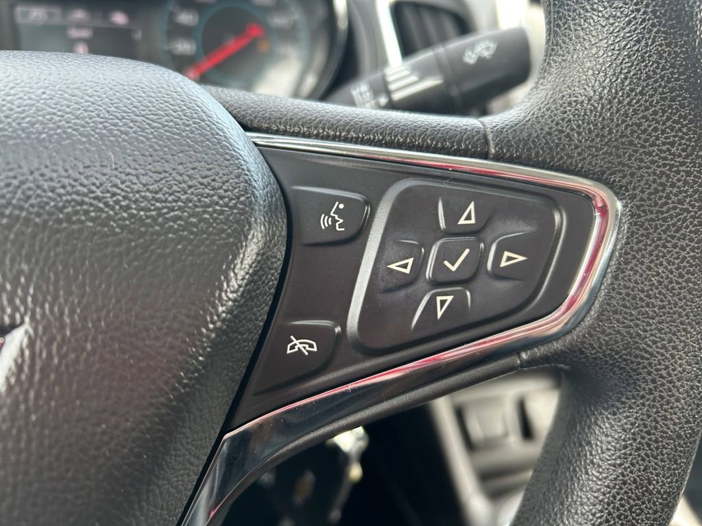 Used 2017 Chevrolet Cruze LT image 21