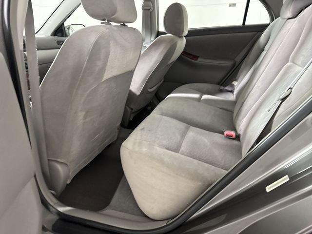 Used 2005 Toyota Corolla CE image 18
