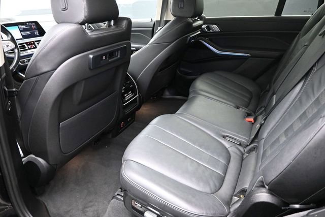 Used 2021 BMW X7 xDrive40i w/ Parking Assistance Package AWD/4WD image 20