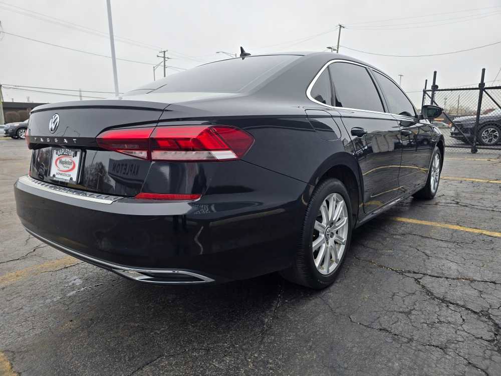Used 2022 Volkswagen Passat 2.0T SE image 5