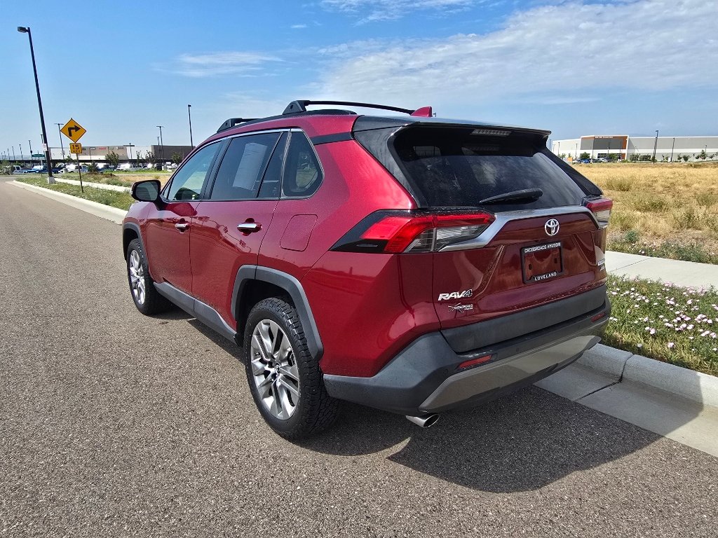 Used 2019 Toyota RAV4 Limited w/ Cold Weather Package AWD/4WD image 3