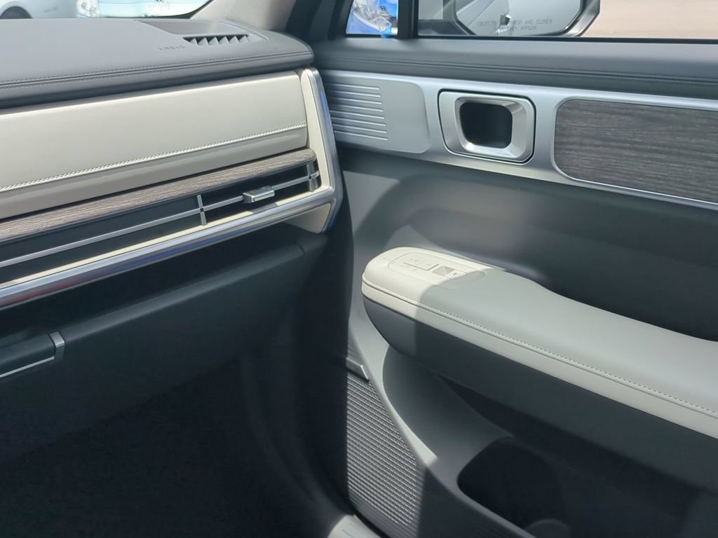 New 2026 Hyundai Santa Fe Limited FWD image 21