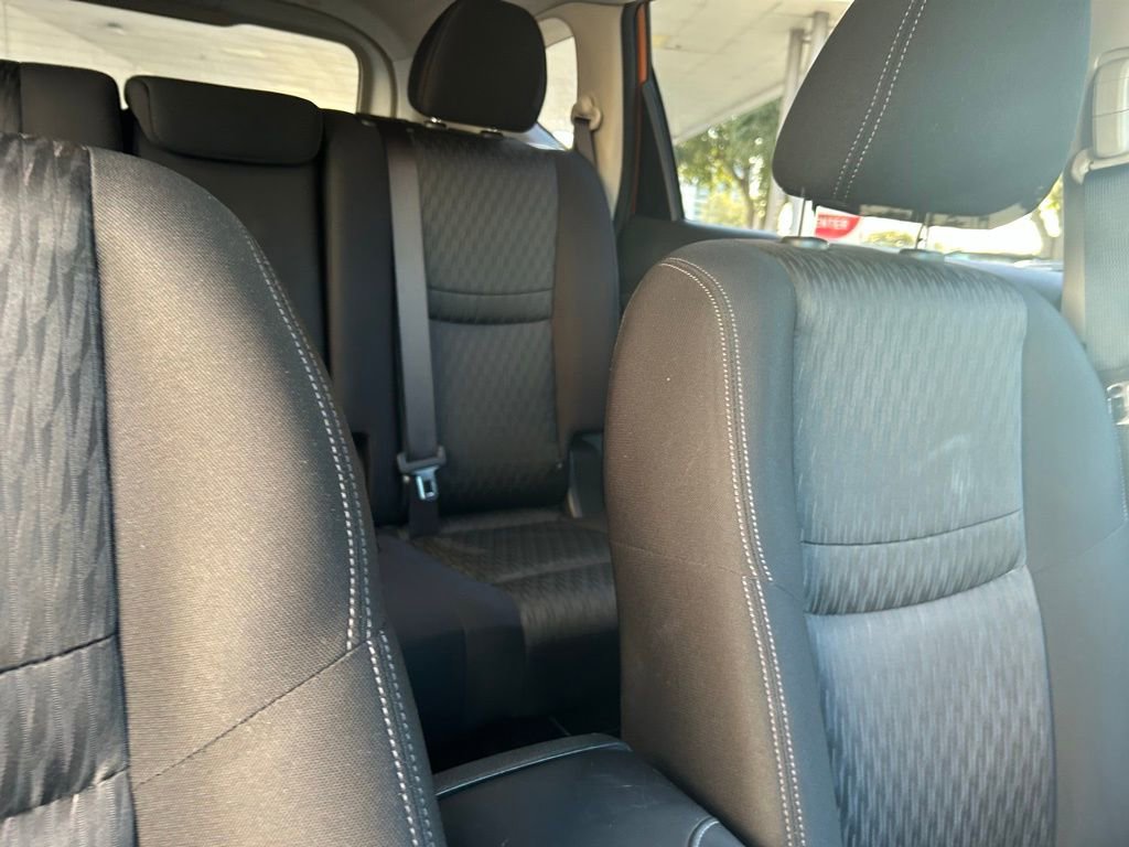 Used 2020 Nissan Rogue SV w/ Sun & Sound Touring Package image 36